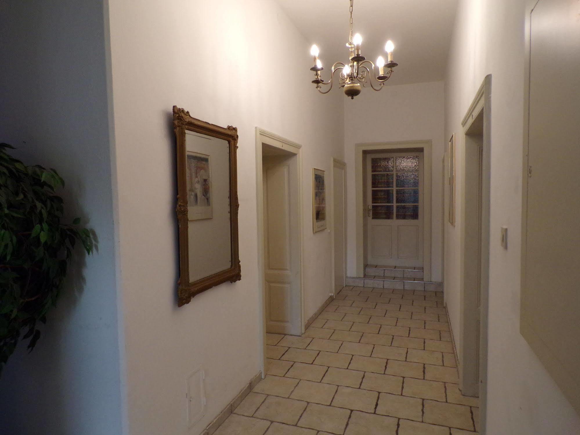 Gaestehaus Residenz Lapeiner Pörtschach am Wörthersee エクステリア 写真