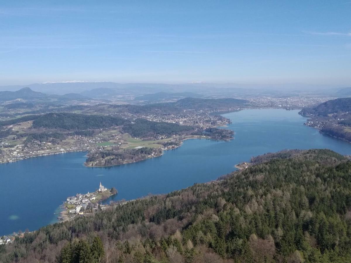 Gaestehaus Residenz Lapeiner Pörtschach am Wörthersee エクステリア 写真